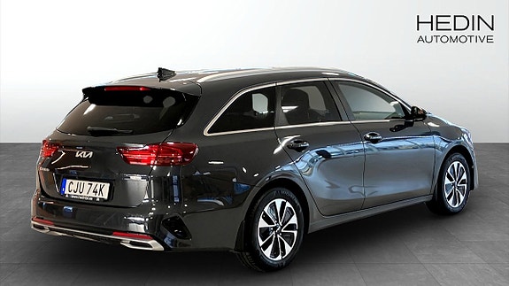 Kia Ceed 3 of 5