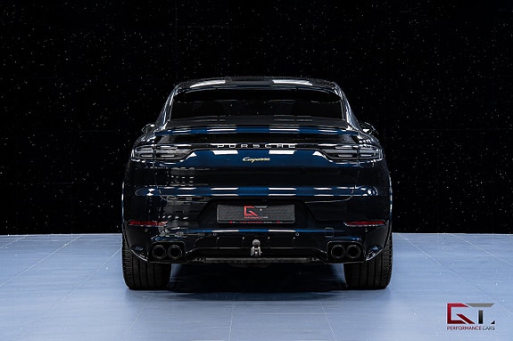 Porsche Cayenne 7 of 21