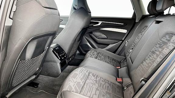 Audi A6 11 of 17