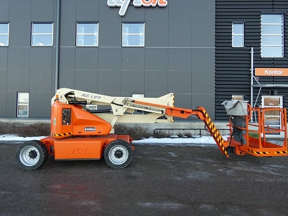 JLG E 450 AJ 2 of 5