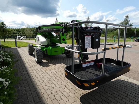 Niftylift HR 21 4x4 4 of 10