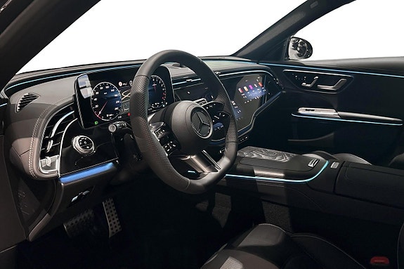 Mercedes-Benz E300 de 6 of 17