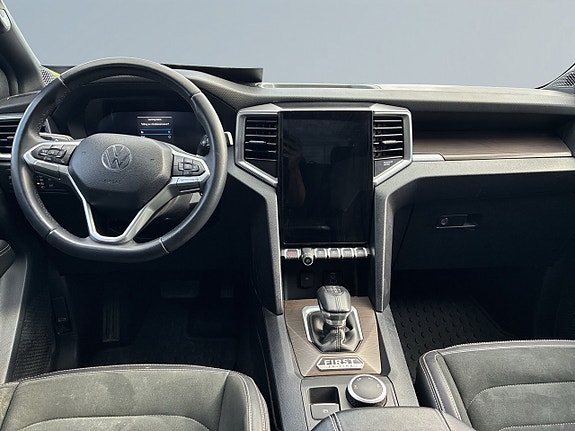 Volkswagen Amarok 8 of 18