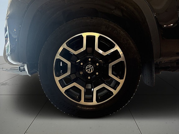 Volkswagen Amarok 14 of 18