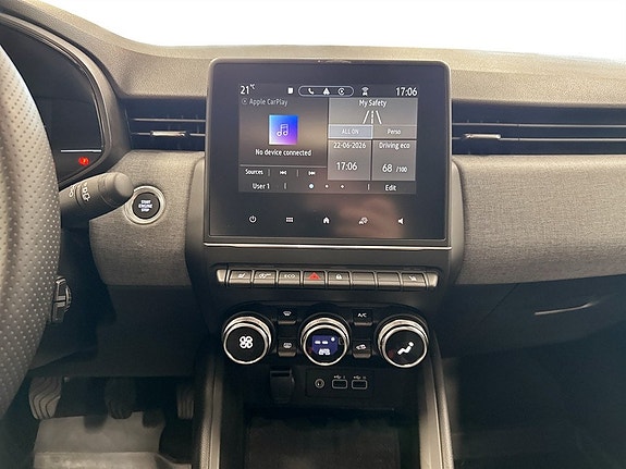 Mitsubishi Colt 9 of 15