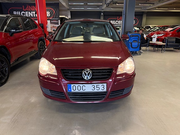 Volkswagen Polo 3 of 5