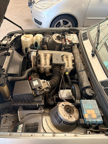 BMW 318i 5 of 5