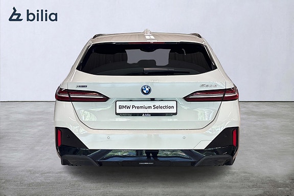 BMW 530e 4 of 19