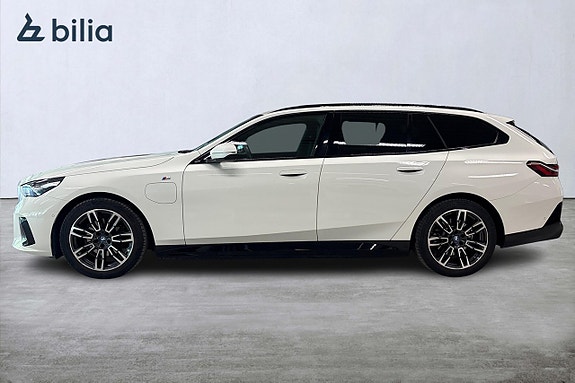 BMW 530e 3 of 19