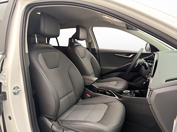 Kia Niro 9 of 29