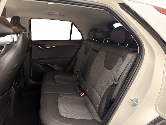 Kia Niro 12 of 29