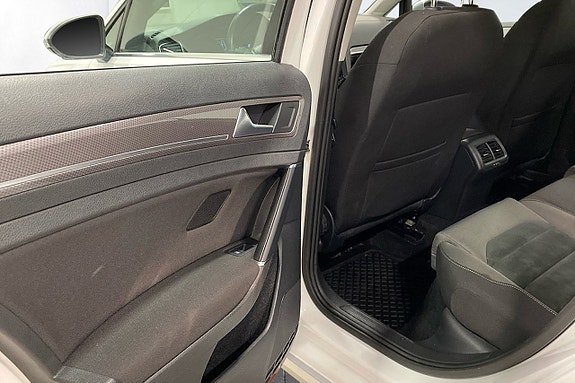 Volkswagen Golf Alltrack 7 of 8