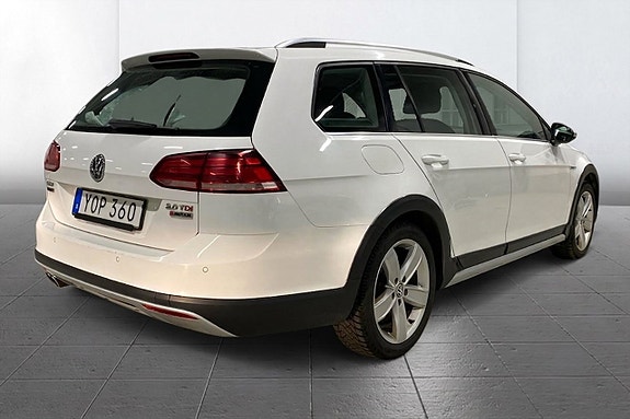 Volkswagen Golf Alltrack 4 of 8