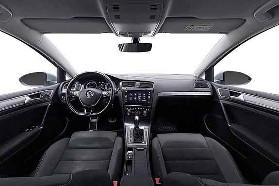 Volkswagen Golf Alltrack 16 of 30