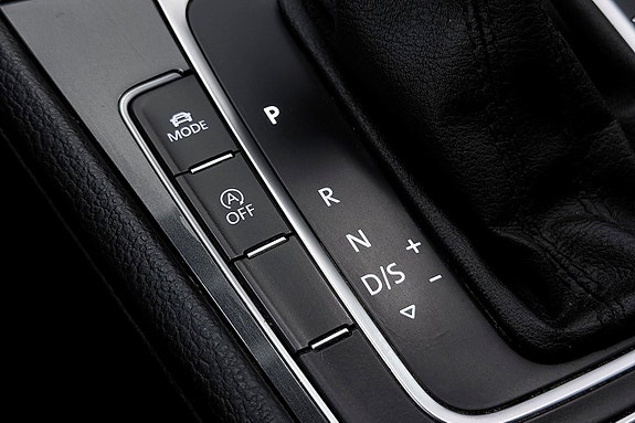 Volkswagen Golf Alltrack 27 of 30
