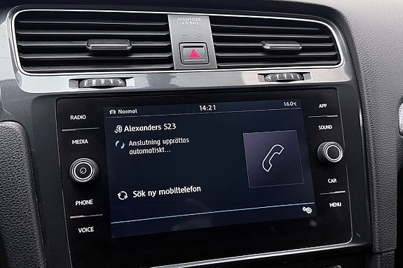 Volkswagen Golf Alltrack 23 of 30