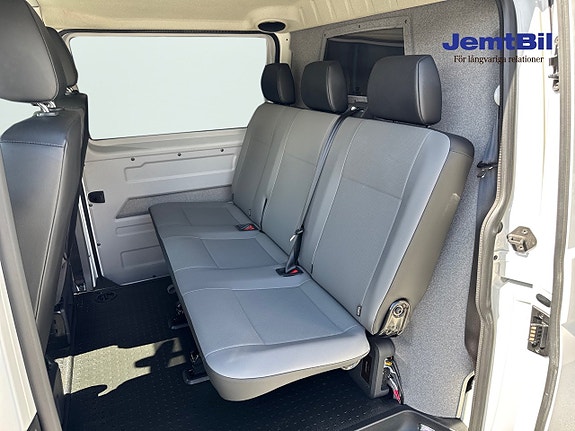 Volkswagen Transporter 13 of 14
