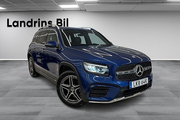 Mercedes-Benz GLB200 3 of 5