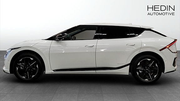 Kia EV6 6 of 12