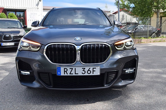 BMW X1 2 of 30
