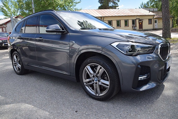 BMW X1 3 of 30