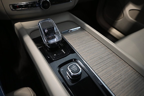 Volvo XC60 23 of 24