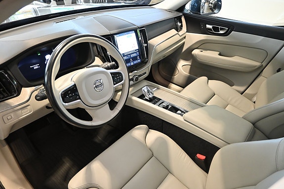 Volvo XC60 7 of 24