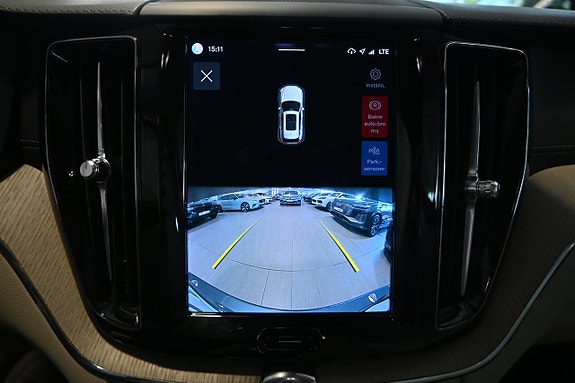 Volvo XC60 22 of 24
