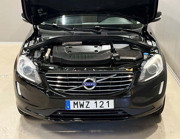 Volvo XC60 8 of 21