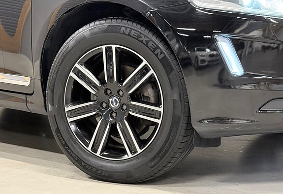 Volvo XC60 18 of 21