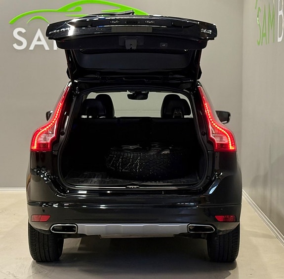 Volvo XC60 19 of 21