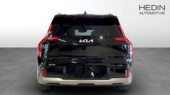 Kia EV9 7 of 23