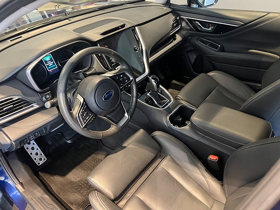 Subaru Outback 7 of 17