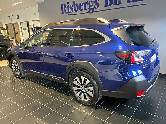 Subaru Outback 4 of 5