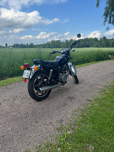 Yamaha 1982 2 of 5