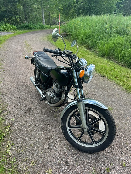 Yamaha 1982 4 of 5
