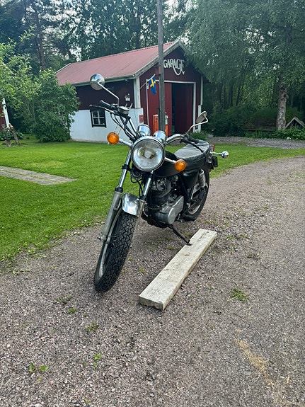 Yamaha 1982 3 of 5