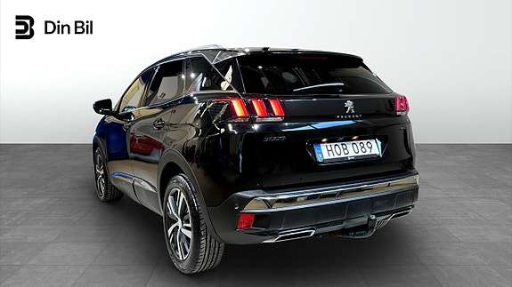 Peugeot 3008 3 of 5