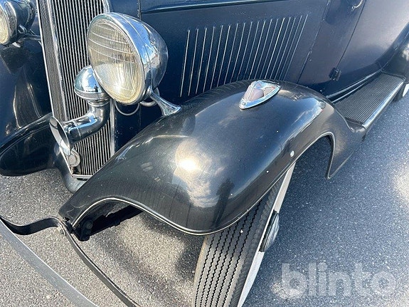 Chevrolet Standard Six 2 of 5