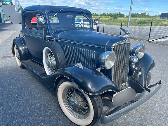 Chevrolet Standard Six 8 of 10