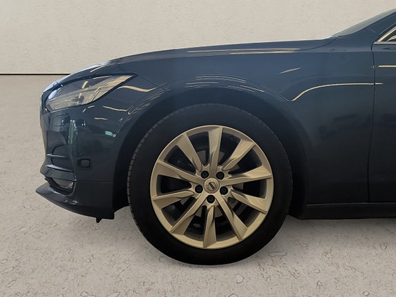 Volvo V90 4 of 5