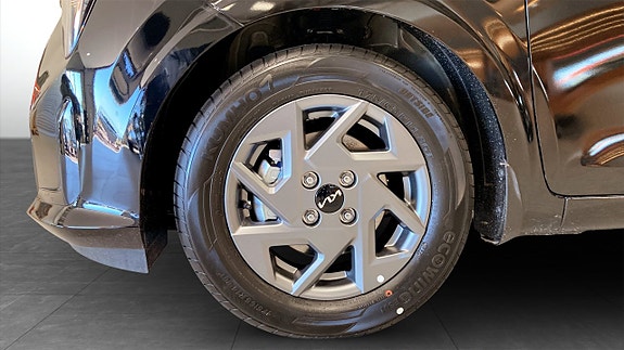 Kia Picanto 9 of 17
