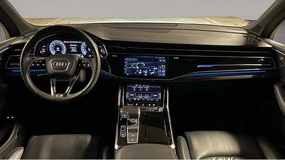 Audi Q7 7 of 12