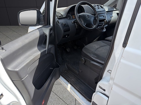 Mercedes-Benz Vito 110 16 of 28