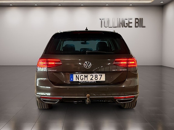 Volkswagen Passat 4 of 5