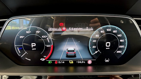 Audi Q8 18 of 22