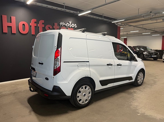 Ford Transit Connect 3 of 14