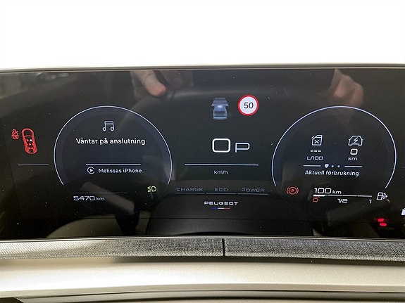 Peugeot 5008 8 of 17