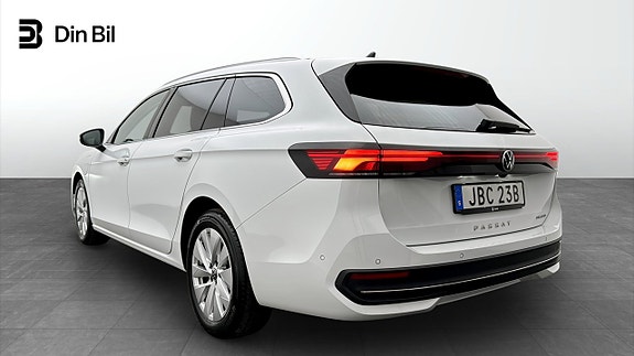 Volkswagen Passat 3 of 5