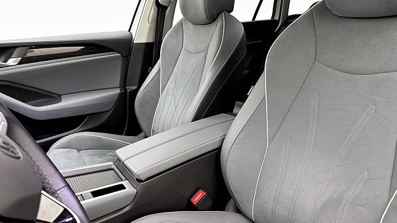 Volkswagen Passat 8 of 19
